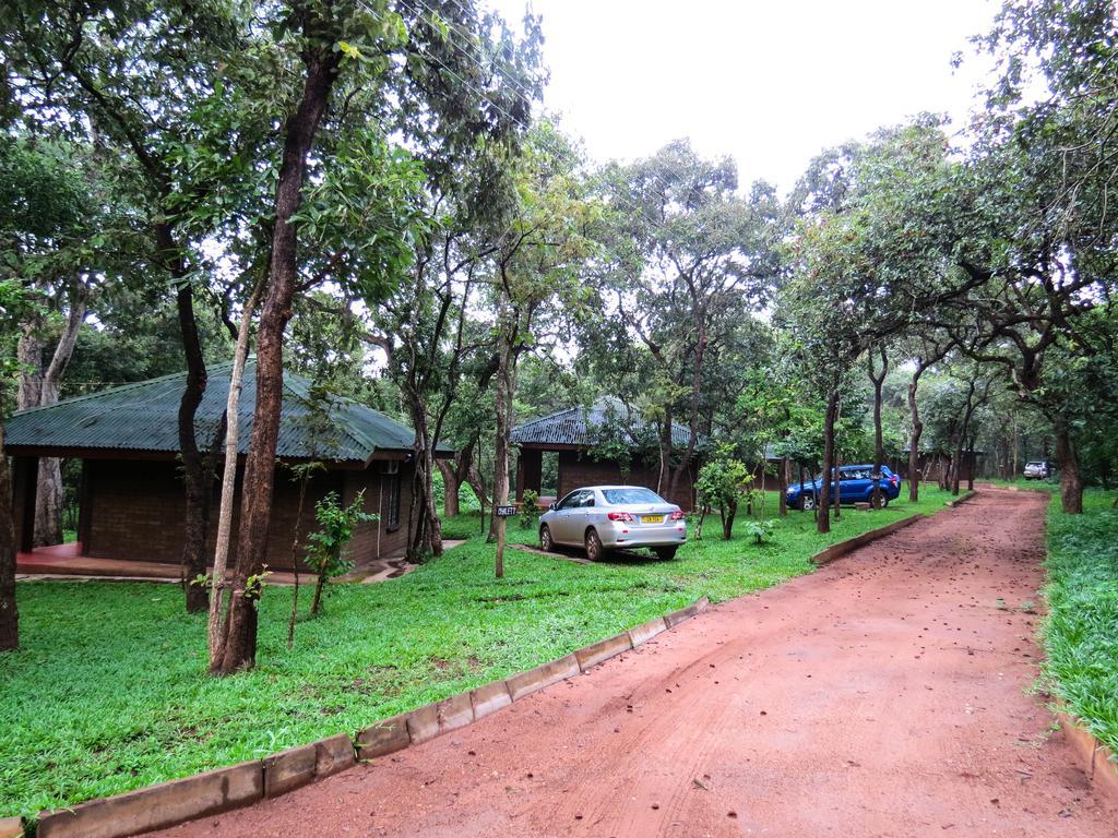 Woodlands Lilongwe Hotel Exterior photo